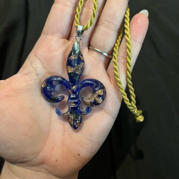 🚨3 for $15🚨 Lot of 4 Statement Necklaces - Picture 3 of 6